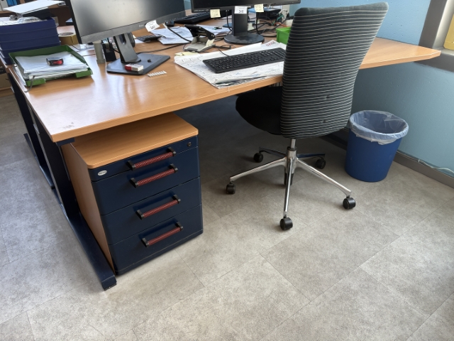 Büroausstattung